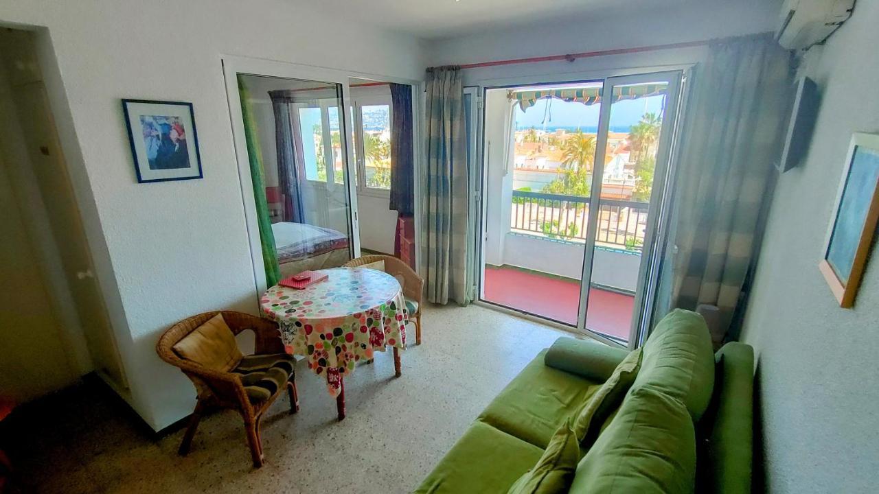 Summer Breeze Apartment Empuriabrava Ngoại thất bức ảnh